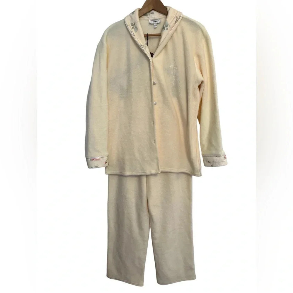 Vintage Victoire Delage pyjama size medium